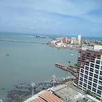 Flat Na Beira Mar Mucuripe